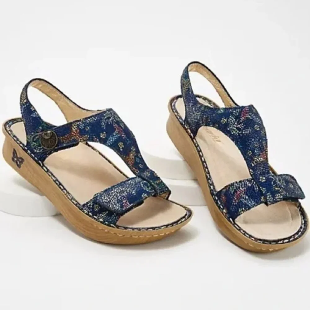 NWOT Alegria Platform Sandals‎ Kendra Blue Birdland Mosaic Print Leather T Strap